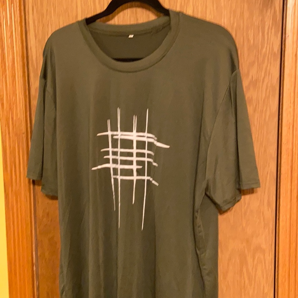 NWOT Athletic T-Shirt